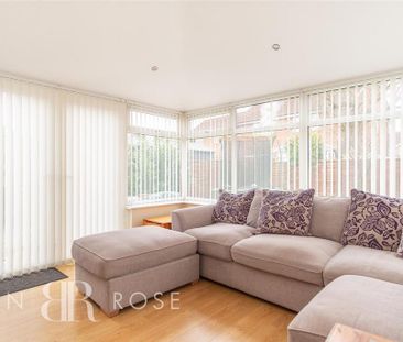 3 bedroom detached house to rent - Photo 4