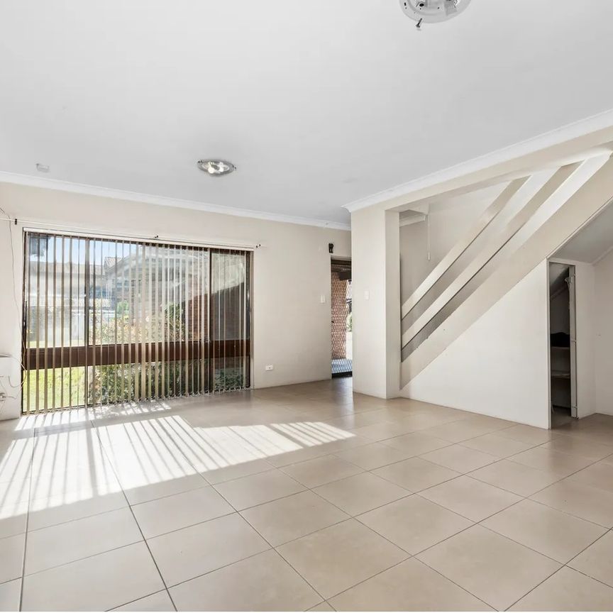 11/156 Moore Street, Liverpool, NSW 2170 - Photo 1