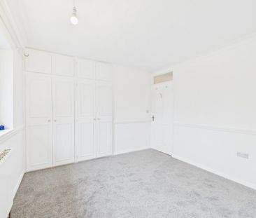 Ferndale Park, Stourbridge - Photo 6