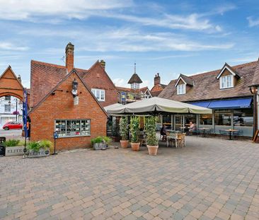 A recently updated first floor apartment located on the Marlow High... - Photo 6