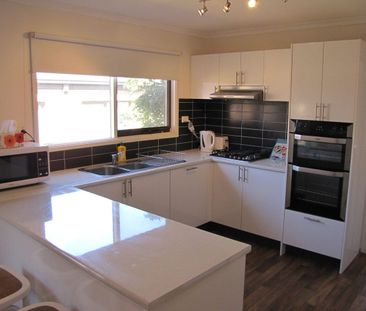 Relaxed coastal living - Photo 4