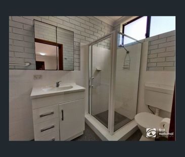 Ideal for an extended family - Photo 5