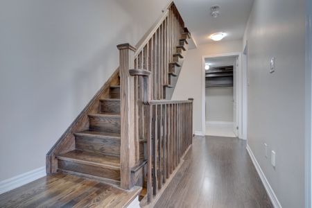 For Lease - 45 Heron Park Place Unit# 18, Toronto, Ontario - Photo 2