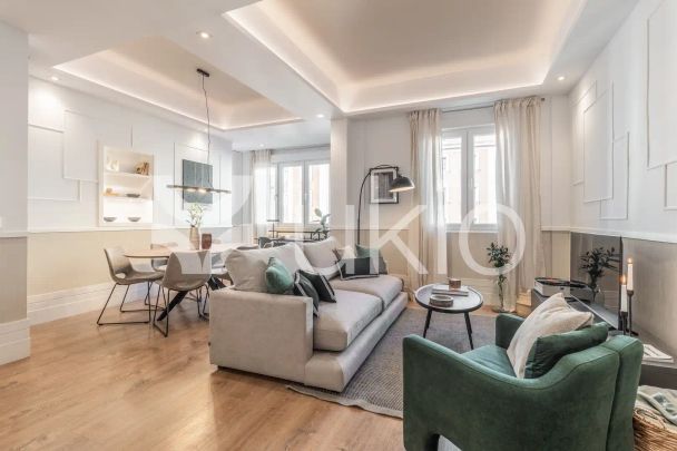 Piso de alquiler en Calle de Antonio Arias, Niño Jesús - Foto 1