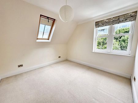 4 bedroom maisonette to rent - Photo 5