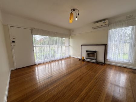 18 Boyd Crescent, Heidelberg West - Photo 2