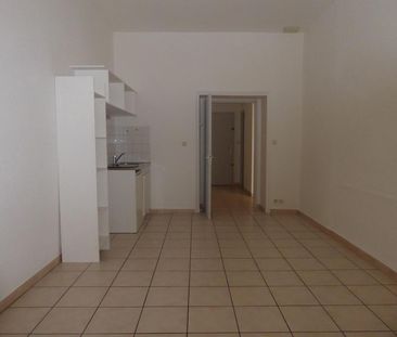Location Appartement 2 pièces 45m² AUBENAS 07200 - Photo 5