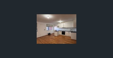 NEXT TO SHOPS - Photo 5