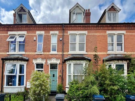 4 bedroom terraced house to rent - Photo 5