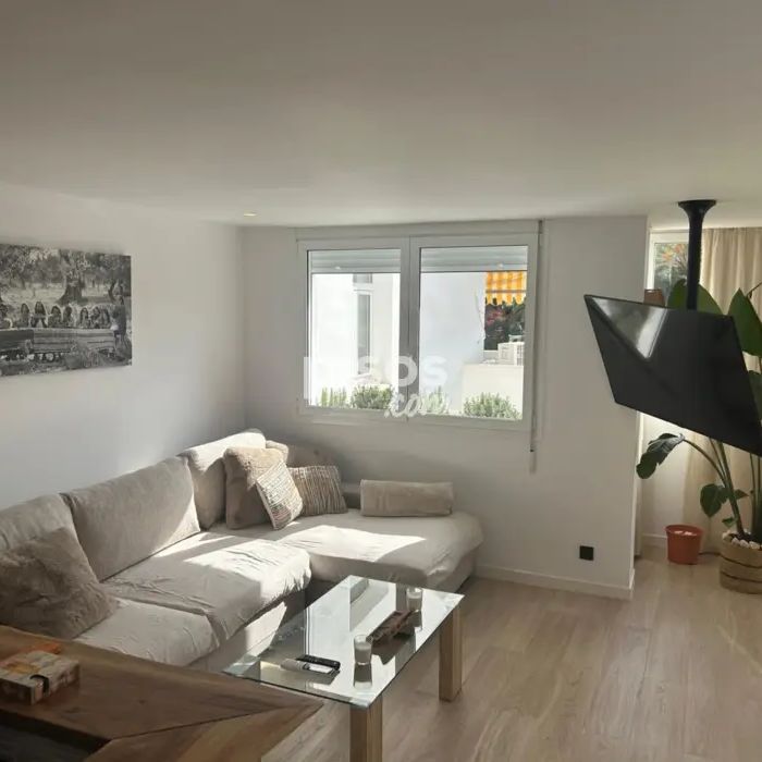 Apartamento en alquiler en Avenida 8 D´Agost, Número 29 - Foto 1