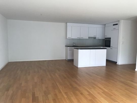 First in your four walls - Photo 1