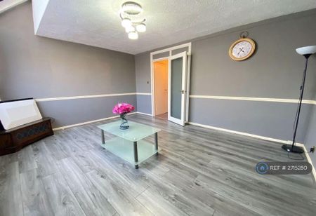 3 bedroom terraced house to rent - Photo 4