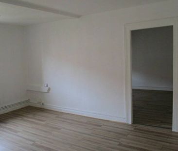 **A LOUER MONTIGNY LES METZ F4 RÉNOVÉ AVEC CUISINE EQUIPÉE - Photo 1