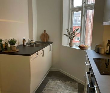 3-værelses lejlighed med franske døre og flot stuk - Foto 4