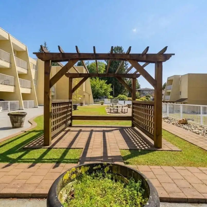 Beachwood — Kelly Court - Photo 1