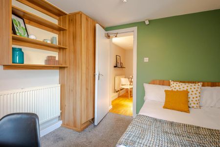 3 bedroom detached house to rent - Photo 4