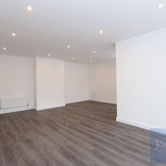 4 bedroom detached bungalow to rent - Photo 1