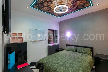 4 bedroom house share to rent - Photo 2