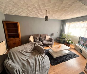 Price £1,150 pcm - Available 01/10/2026 - Unfurnished - Photo 1