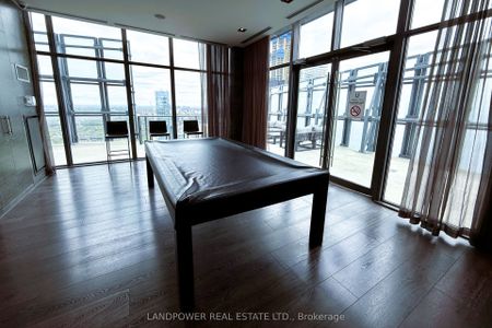 1080 Bay Street #2106 , - Photo 2