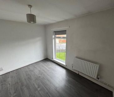 33d Islandmagee Road, Whitehead, BT38 9NE - Photo 4