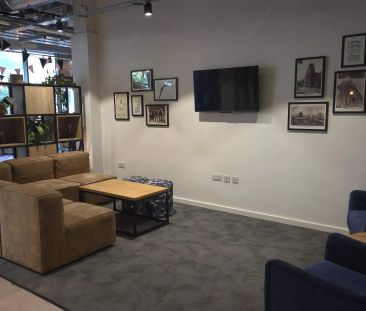 Large High Double Studio - Photo 2
