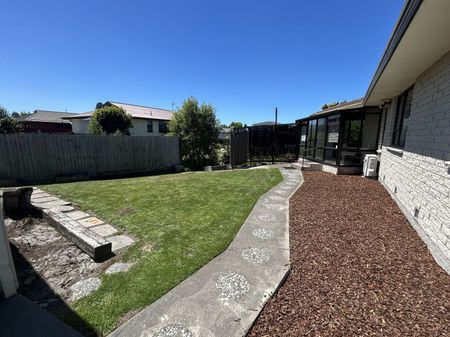 Be the Next on Newnham! - Photo 2