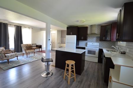 For Lease - 43 Loyalist Drive, Welland, Ontario - Photo 3