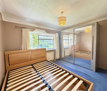 3 Bedroom House - Terraced To Let - Photo 6