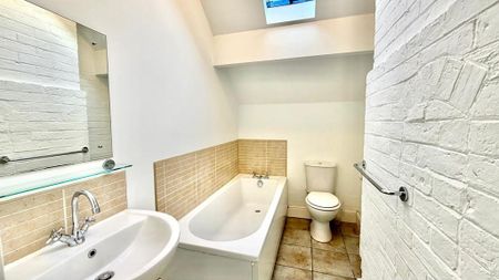 2 bedroom cottage to rent - Photo 4