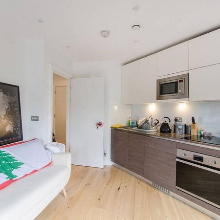 1 bedroom flat to rent - Photo 3