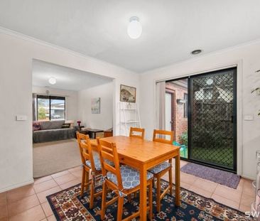 Immaculate 2 bedroom home - Photo 5