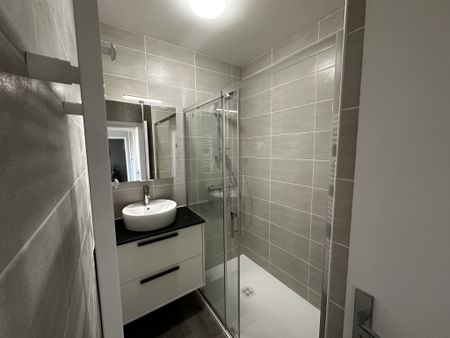 Location Appartement 2 pièces 37m² ENGHIEN LES BAINS 95880 - Photo 4