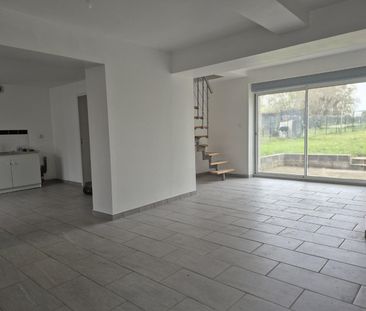 Location Maison 4 pièces 79m² HERGNIES 59199 - Photo 1