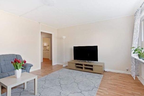 Vickervägen, Norsborg - Photo 1