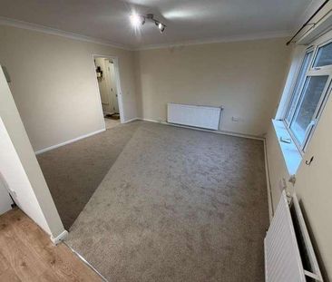 Kimberley Road, Benfleet, SS7 - Photo 3