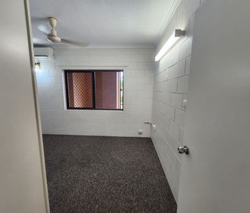 Walking distance to Cairns Central Shopping Centre - Photo 2