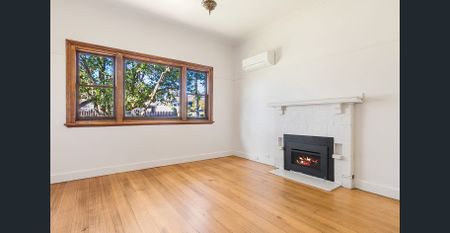 IDEAL LOCATION - Photo 2