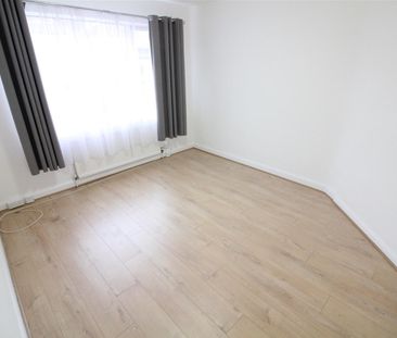 Willow Tree Lane, Hayes - Photo 3