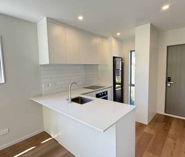 BRAND NEW! 2-bedroom 1.5-bathroom townhouse in Mangere East. - Photo 5