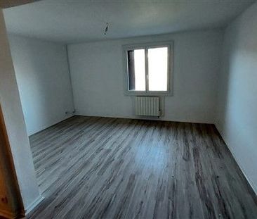 Grand T3 AVEC STATIONNEMENT - Photo 3