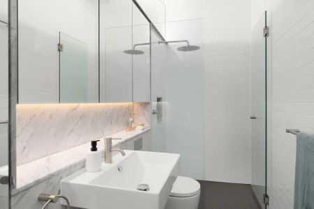 “Landmark apartment living steps from Walsh Bay and The Rocks | Furnished” - Photo 4