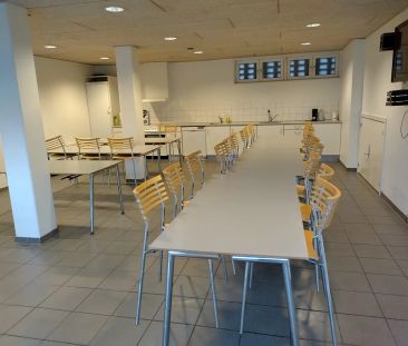 Lys 2-værelses lejlighed med altan i Aalborg - Photo 2