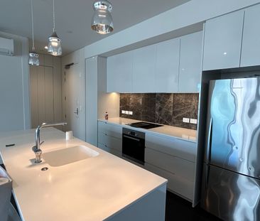 1 Bedroom on Green Ln W - Photo 4