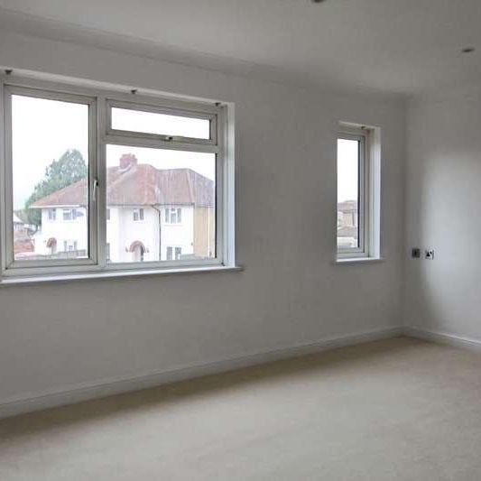 Bowyer Drive, Cippenham, Slough, SL1 - Photo 1