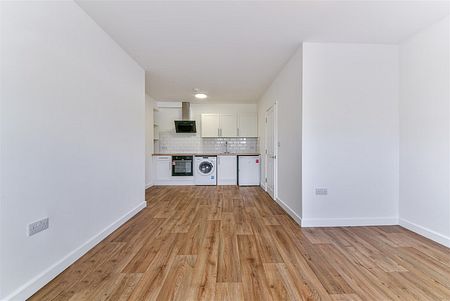 To Let 1 Bed Apartment - Photo 4