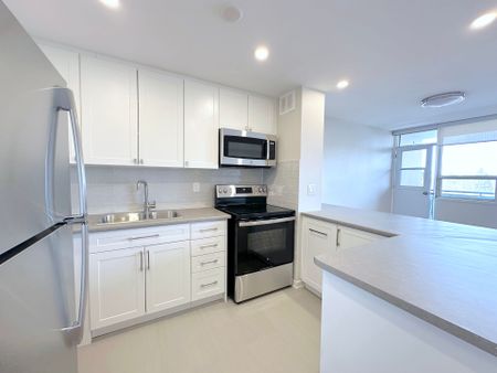 For Lease - 12 Rockford Road Unit# 510, Toronto, Ontario - Photo 5