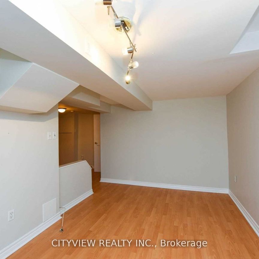 For Lease - 6459 Tisler Crescent, Mississauga, Ontario - Photo 1