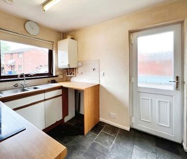 3 bedroom link detached house to rent - Photo 3