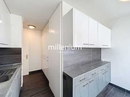 Spacious apartment with breathtaking views of Lake Geneva - Photo 5